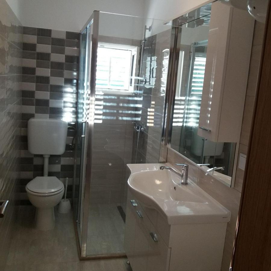 Apartments Nal Biskup Putnikovic Ngoại thất bức ảnh