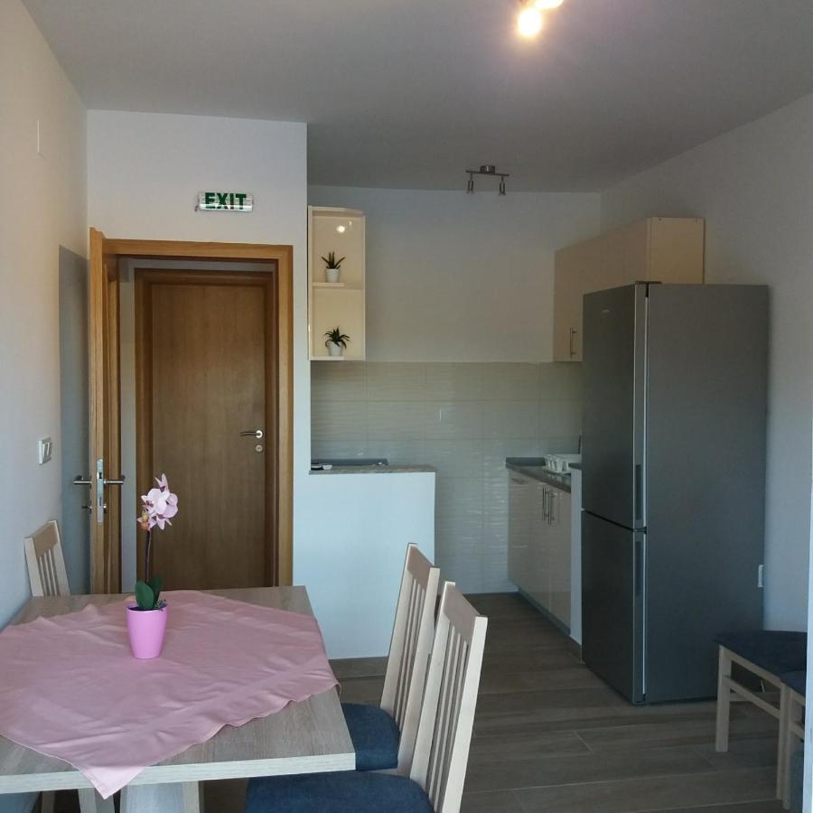 Apartments Nal Biskup Putnikovic Ngoại thất bức ảnh