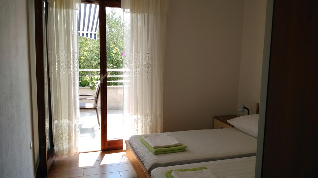 Apartments Nal Biskup Putnikovic Phòng bức ảnh
