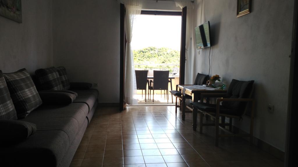 Apartments Nal Biskup Putnikovic Ngoại thất bức ảnh