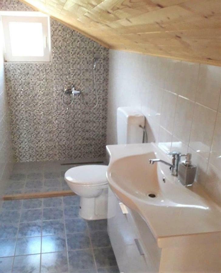 Apartments Nal Biskup Putnikovic Ngoại thất bức ảnh